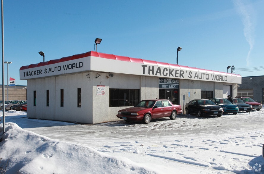 More Photos Of 5272 W Broadway Ave, Crystal Auto Dealership For Sale