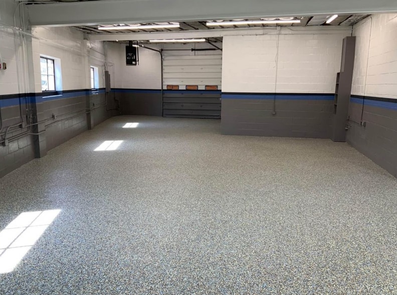 More Photos Of 187 W Commodore Blvd, Jackson Manufacturing For Sale