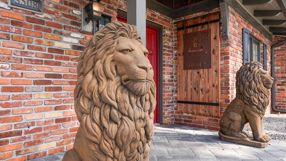 More Photos Of 3508 S Manhattan Ave, Tampa Health Club For Sale