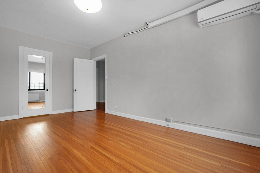 More Photos Of 2208 Arlington Ave, Columbus Apartments For Sale