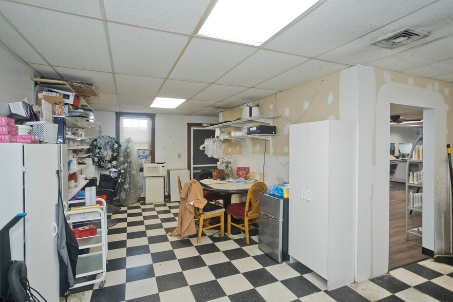 More Photos Of 62 westfield St, West Springfield Office For Sale