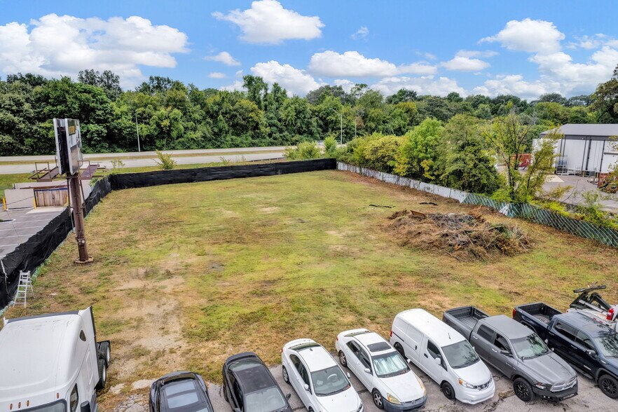 More Photos Of 5079 Old Summer Rd, Memphis General Retail For Sale