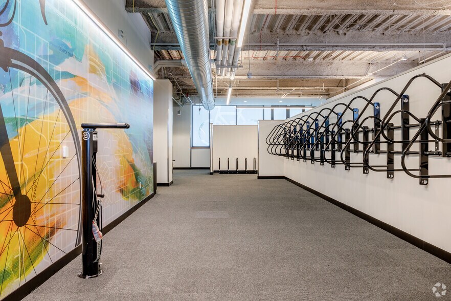 More Photos Of 720 S Colorado Blvd, Denver Office For Lease