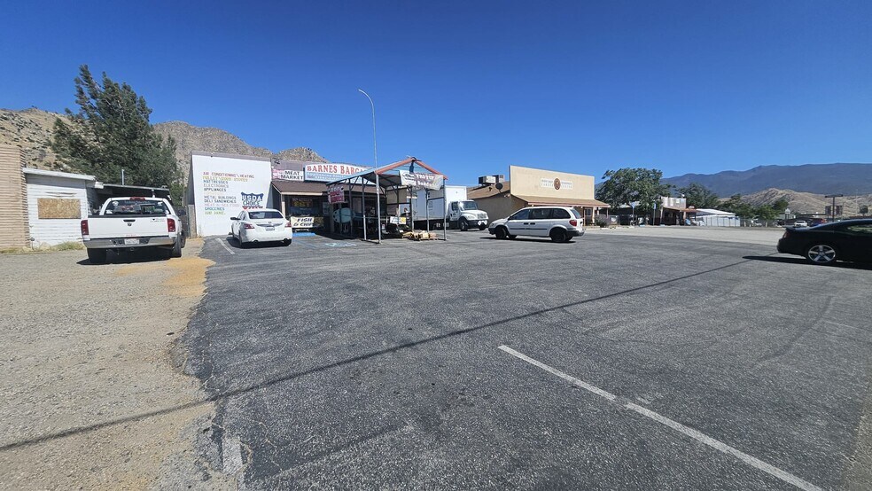 More Photos Of 6408 Lake Isabella Blvd, Lake Isabella Storefront For Sale