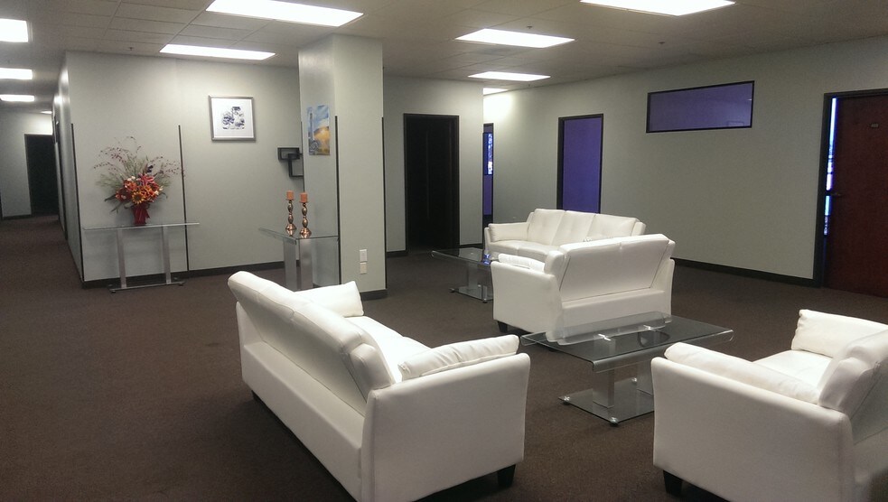 More Photos Of 7084 Miramar Rd, San Diego Office For Lease