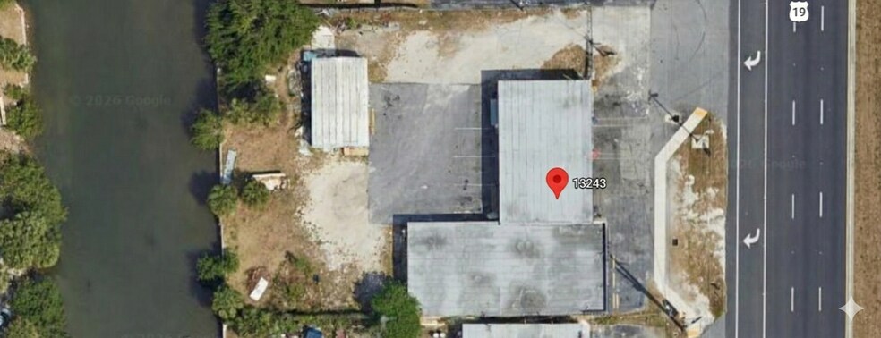 More Photos Of 13243 US Hwy 19, Hudson Auto Repair For Sale
