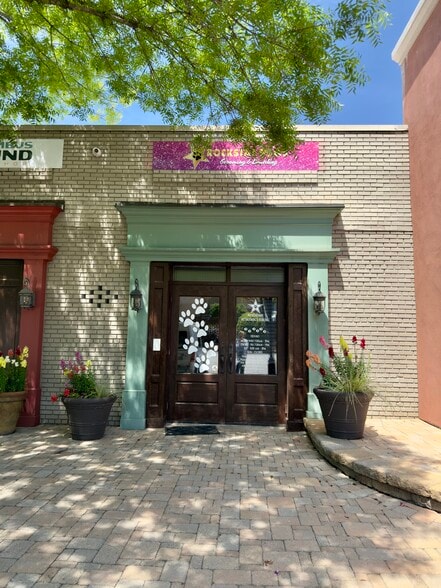 Primary Photo Of 1334 13th St, Columbus Freestanding For Lease