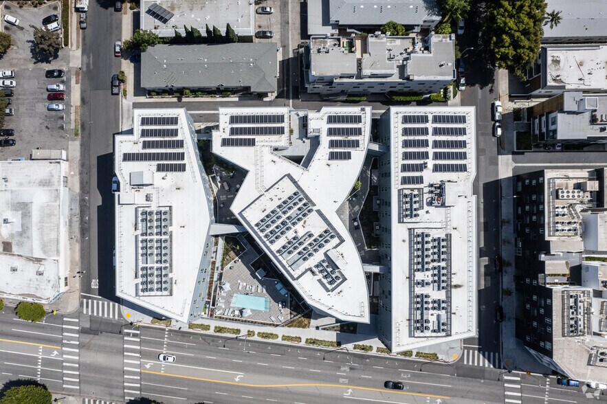 More Photos Of 11776 Santa Monica Blvd, Los Angeles Dormitory For Lease