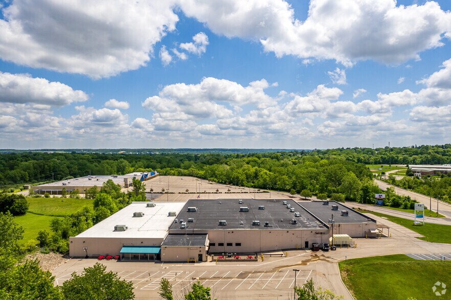 More Photos Of 850-860 W 4th St, Mansfield Freestanding For Lease