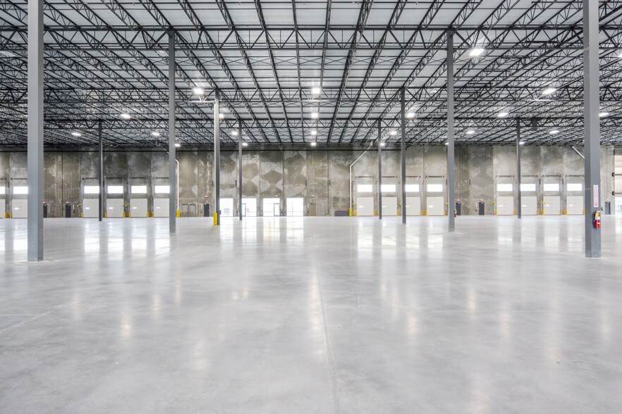 More Photos Of 1 Eastern Rd, Kearny Warehouse For Lease
