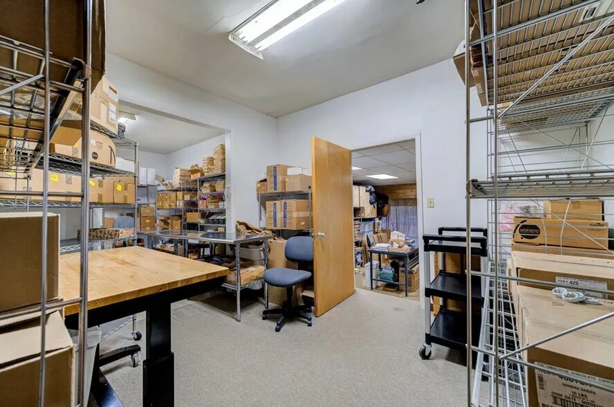 More Photos Of 269 Main St, Beacon Storefront For Sale