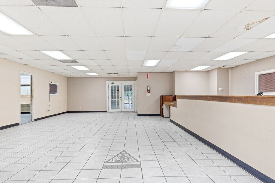 More Photos Of 516 FM 3083 Rd, Conroe Industrial For Lease