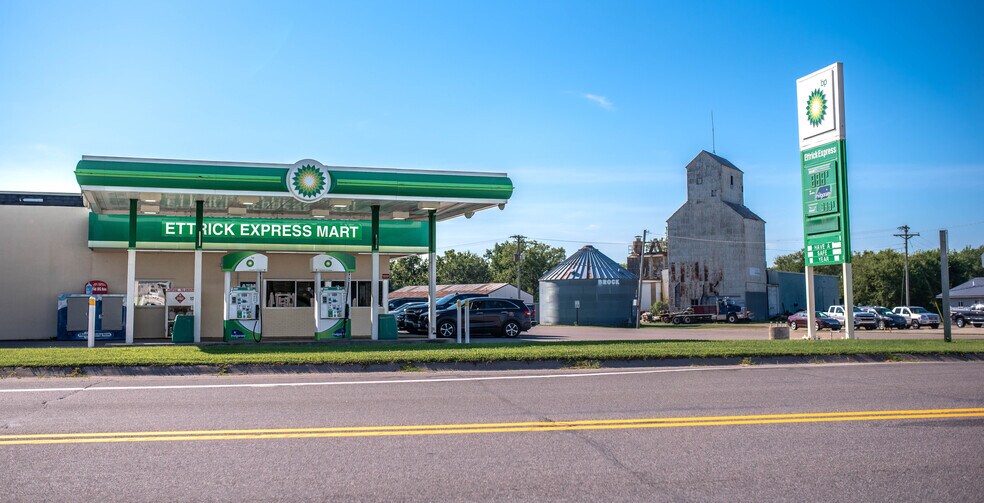 More Photos Of 22732 US-53 Hwy, Ettrick General Retail For Sale