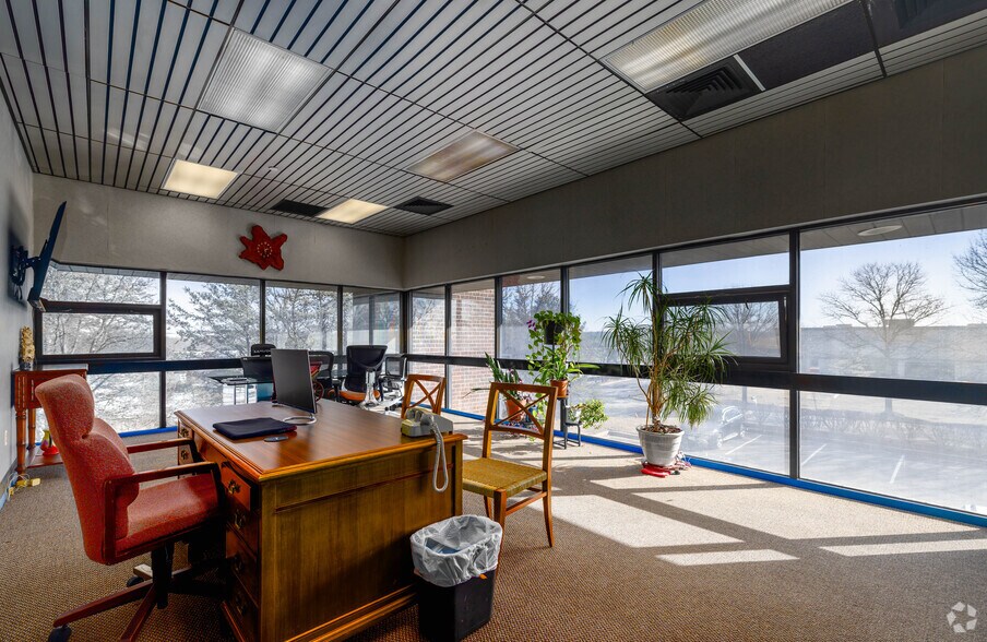 More Photos Of 8221 Preston Ct, Jessup Warehouse For Lease