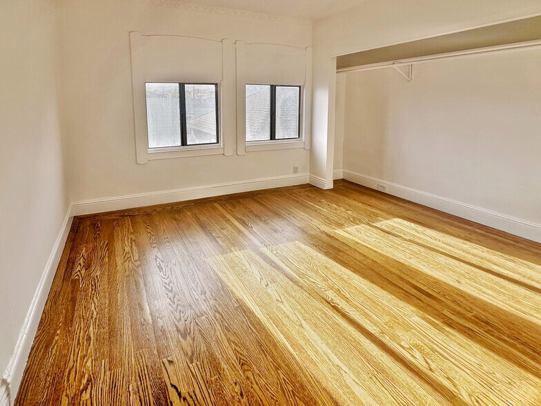 More Photos Of 108 Naglee Ave, San Francisco Apartments For Sale