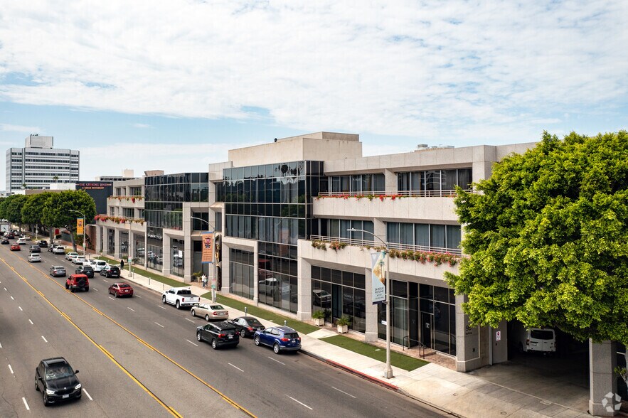 More Photos Of 99 N La Cienega Blvd, Beverly Hills Medical For Lease