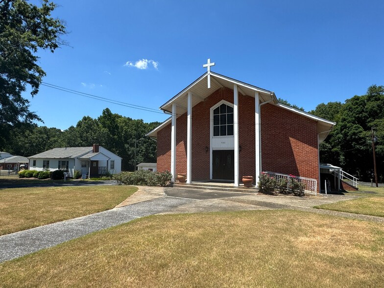 Primary Photo Of 5061 Austell-Powder Springs Rd, Clarkdale Religious Facility For Sale