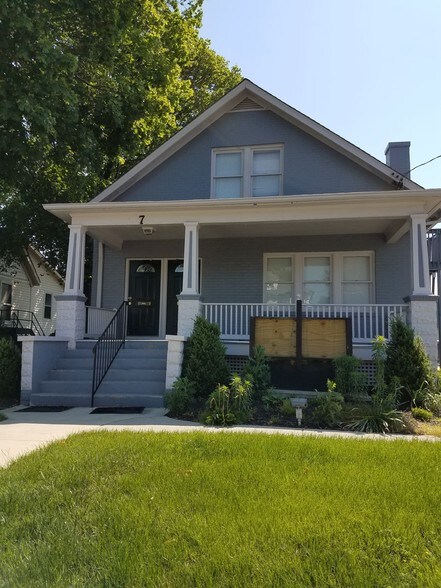 More Photos Of 7 Park Ave, Gaithersburg Office For Sale