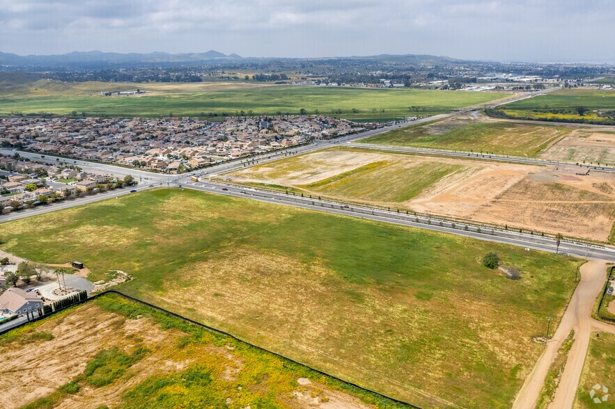 More Photos Of 25245 Ethanac Rd, Menifee Land For Sale