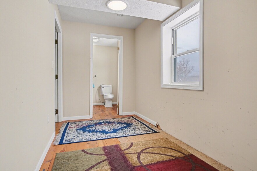 More Photos Of 328 Lake Road East Frk, Hamlin Restaurant For Sale