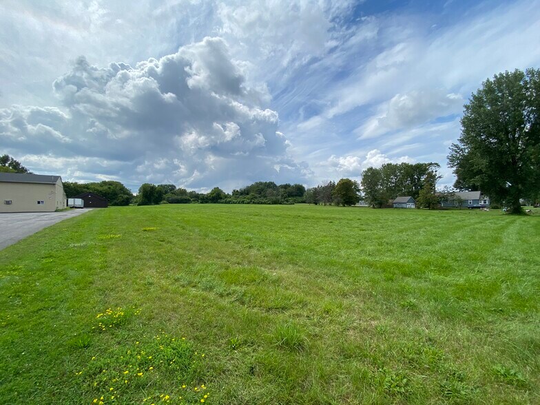 More Photos Of 7421 Buckley Rd, Syracuse Land For Sale