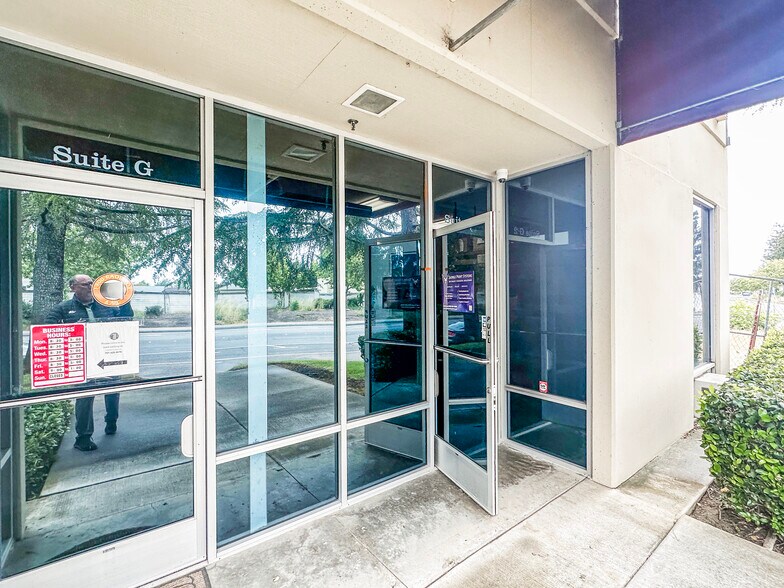 More Photos Of 110 Railroad Ave, Suisun City Flex For Lease