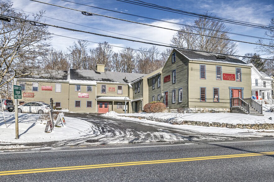 More Photos Of 348 Boston Post Rd, Sudbury Storefront Retail Office For Lease