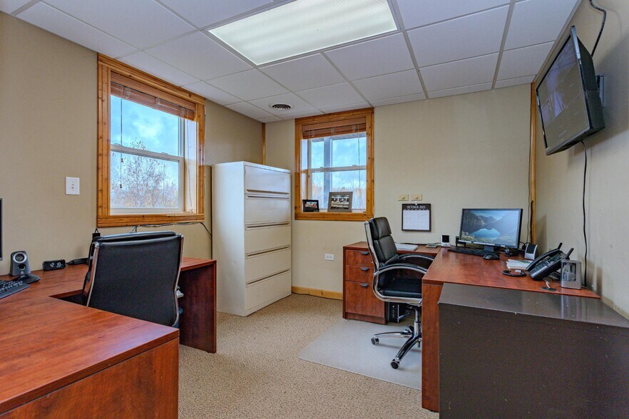 More Photos Of 4243 Back Country Ln, Harshaw Warehouse For Sale