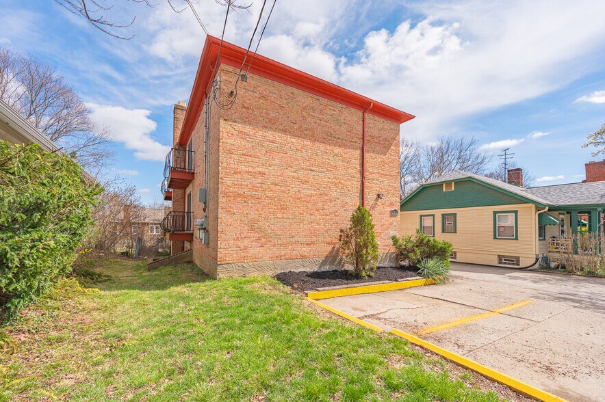 More Photos Of 2302 Salvador St, Cincinnati Apartments For Sale