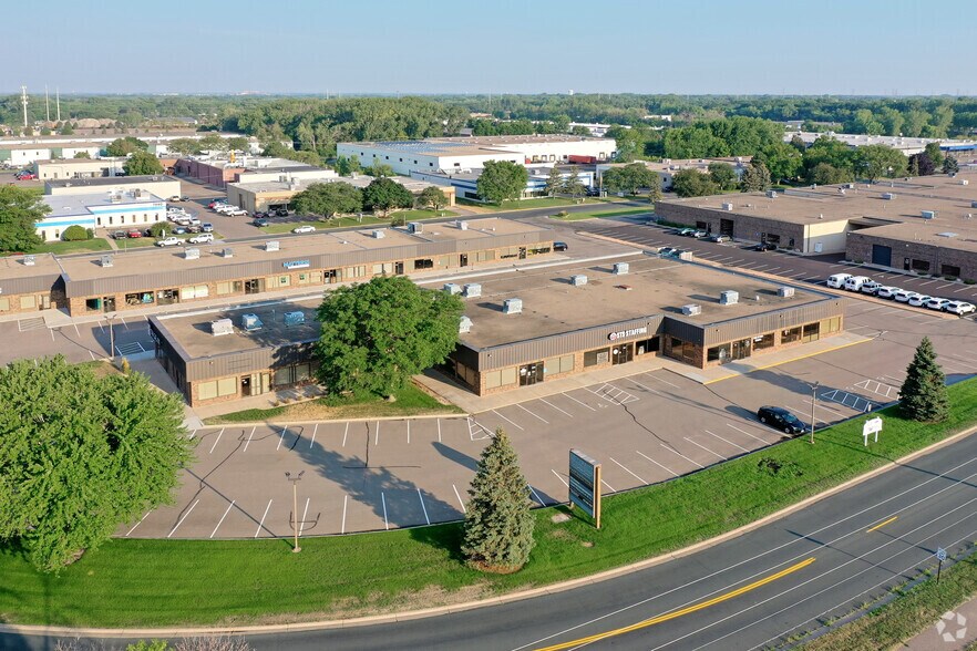 More Photos Of 7960-7990 University Ave NE, Fridley Loft Creative Space For Lease