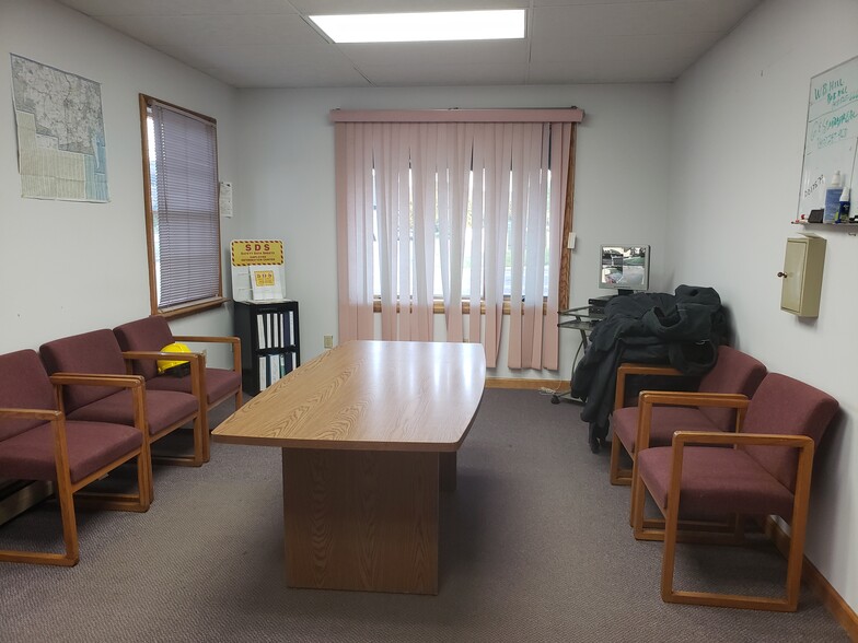 More Photos Of 100 Northampton St, Easthampton Office For Sale