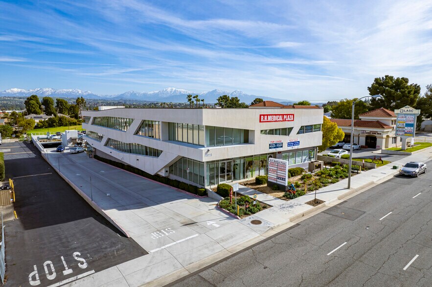 More Photos Of 19115-19117 Colima Rd, Rowland Heights Medical For Lease