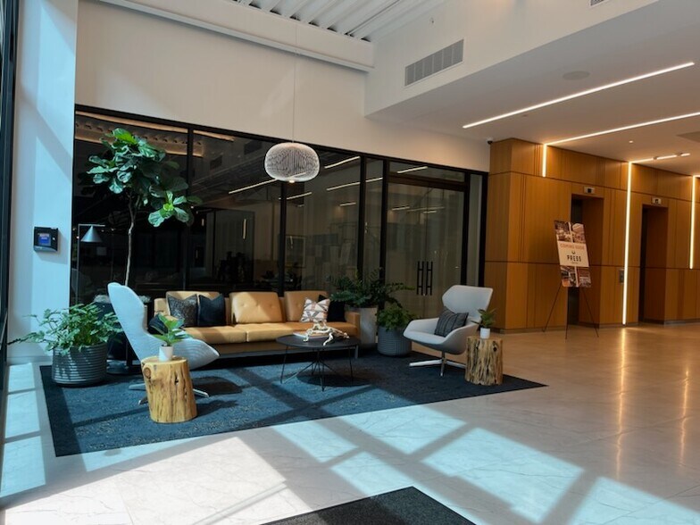 More Photos Of 8605 E Raintree Dr, Scottsdale Office For Lease