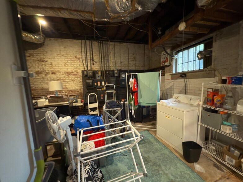 More Photos Of 153 Morton Ave, Athens Apartments For Sale