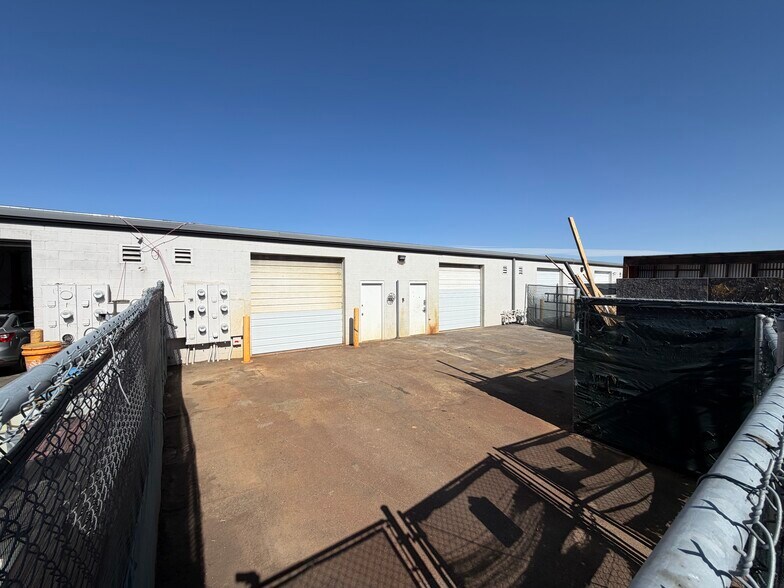 More Photos Of 332 Norfolk St, Aurora Light Manufacturing For Sale