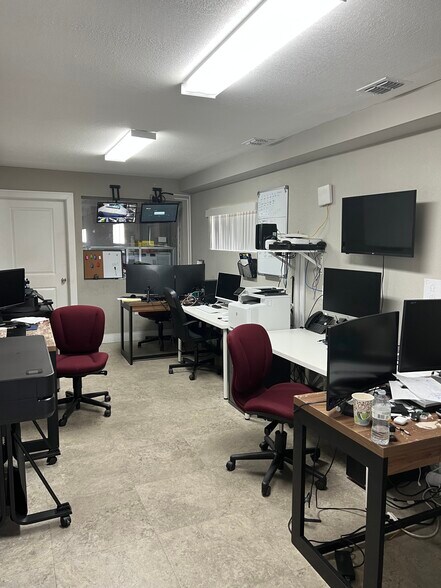 More Photos Of 1200 S John Young Pky, Kissimmee Auto Repair For Sale