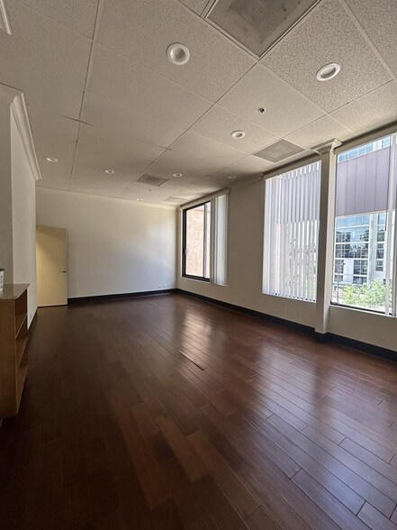 More Photos Of 520 S 4th St, Las Vegas Medical For Lease