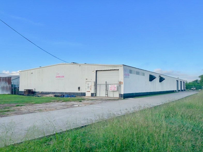 Primary Photo Of 501 Hereford Rd, Corpus Christi Manufacturing For Sale