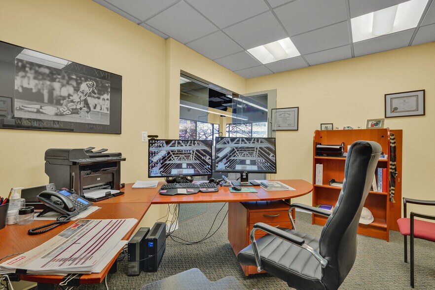 More Photos Of 3930 Pender Dr, Fairfax Medical For Lease