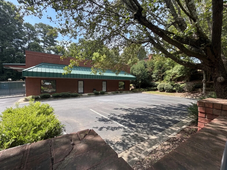 Primary Photo Of 3640 Hewatt Ct, Snellville Light Distribution For Sale