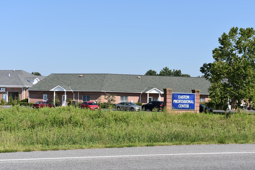 More Photos Of 8579 Commerce Dr, Easton Medical For Sale