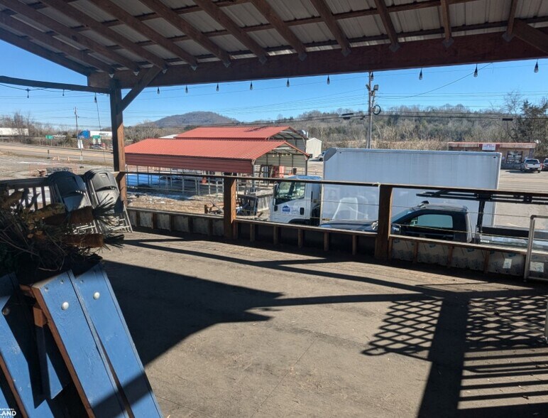 More Photos Of 1805 N Broad St, Tazewell Land For Sale