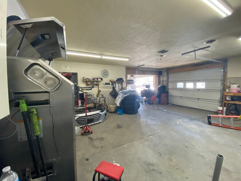 More Photos Of 4319 W 3500 S, West Valley Auto Dealership For Sale