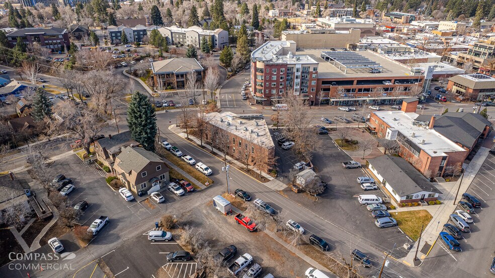 More Photos Of 18 NW Oregon Ave, Bend Medical For Sale