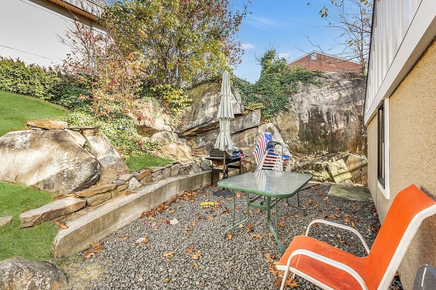 More Photos Of 200 Main St, Eastchester Apartments For Sale