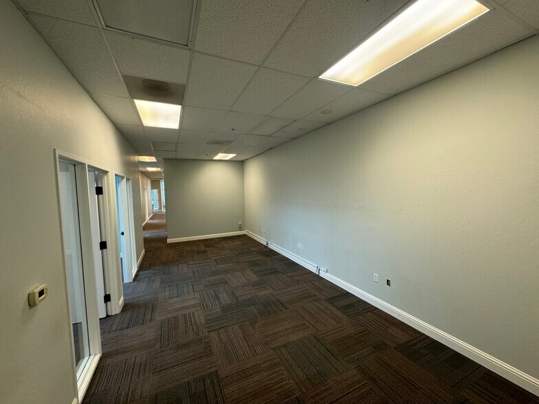 More Photos Of 181 Sand Creek Rd, Brentwood Office Residential For Lease