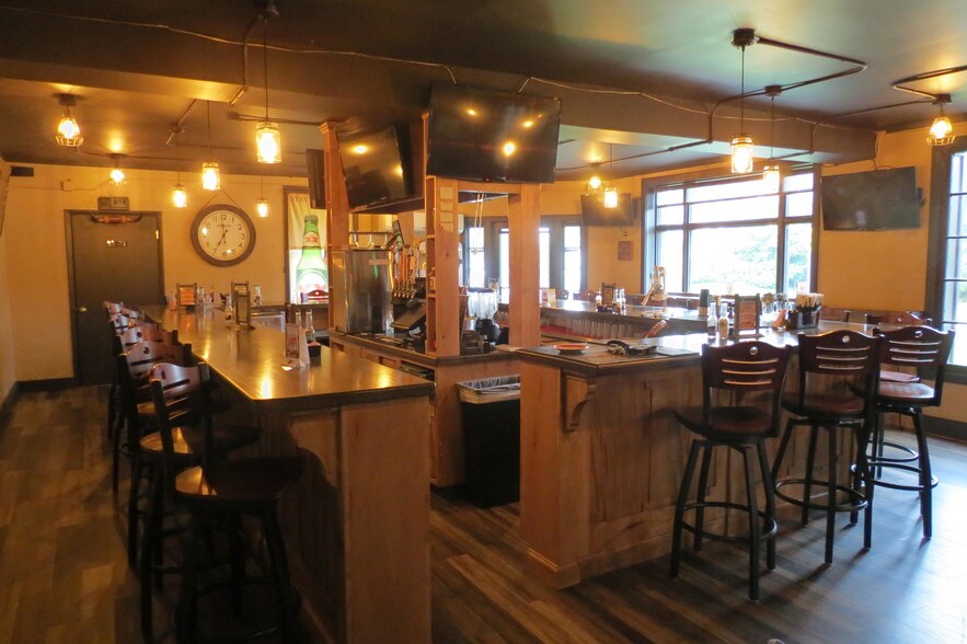 More Photos Of 2309 Columbia Ave, Lancaster Restaurant For Sale