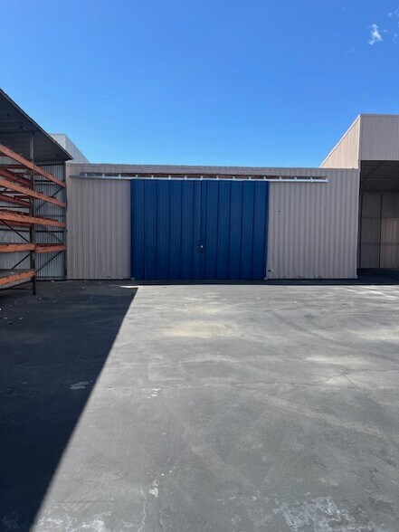 More Photos Of 10332 Rush St, El Monte Warehouse For Lease