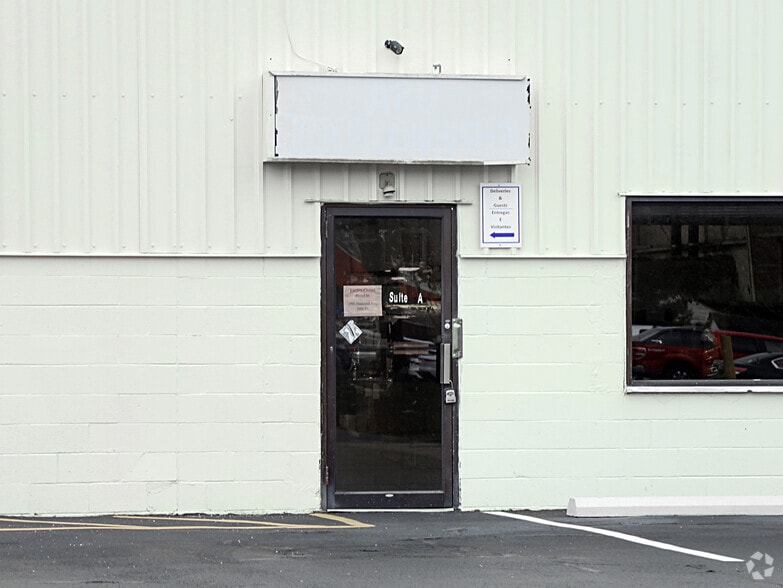 More Photos Of 7800 Records St, Indianapolis Manufacturing For Lease