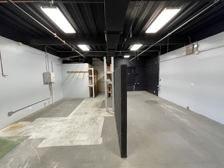 More Photos Of 310 Ohukai Rd, Kihei Office For Sale